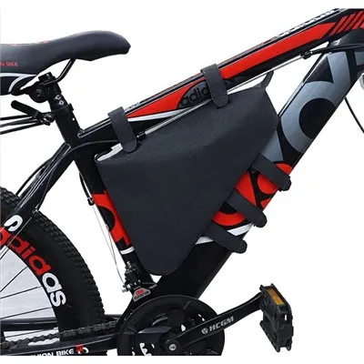 Qual è la durata delle borse laterali in tela?